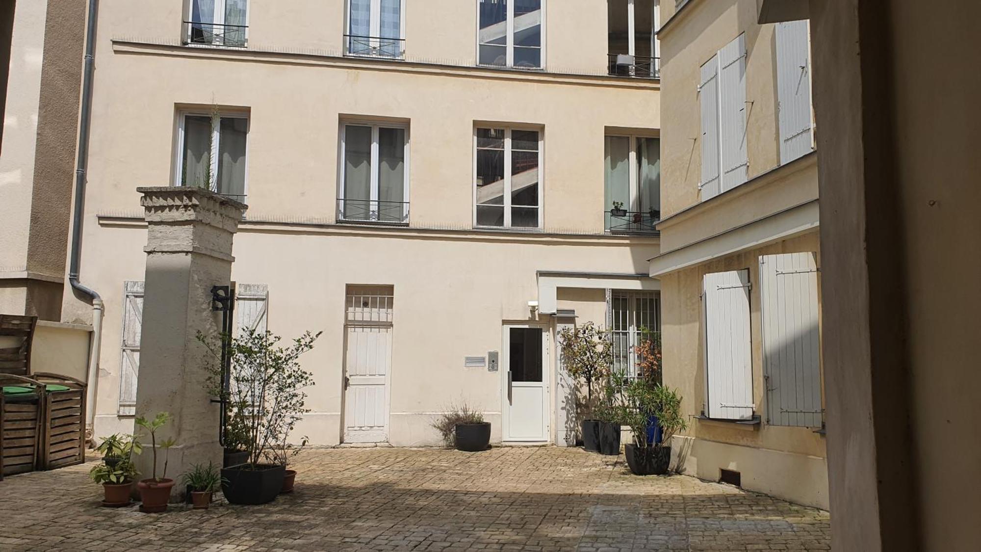 Studio Calme Et Ensoleille Entierement Renove Parigi Esterno foto